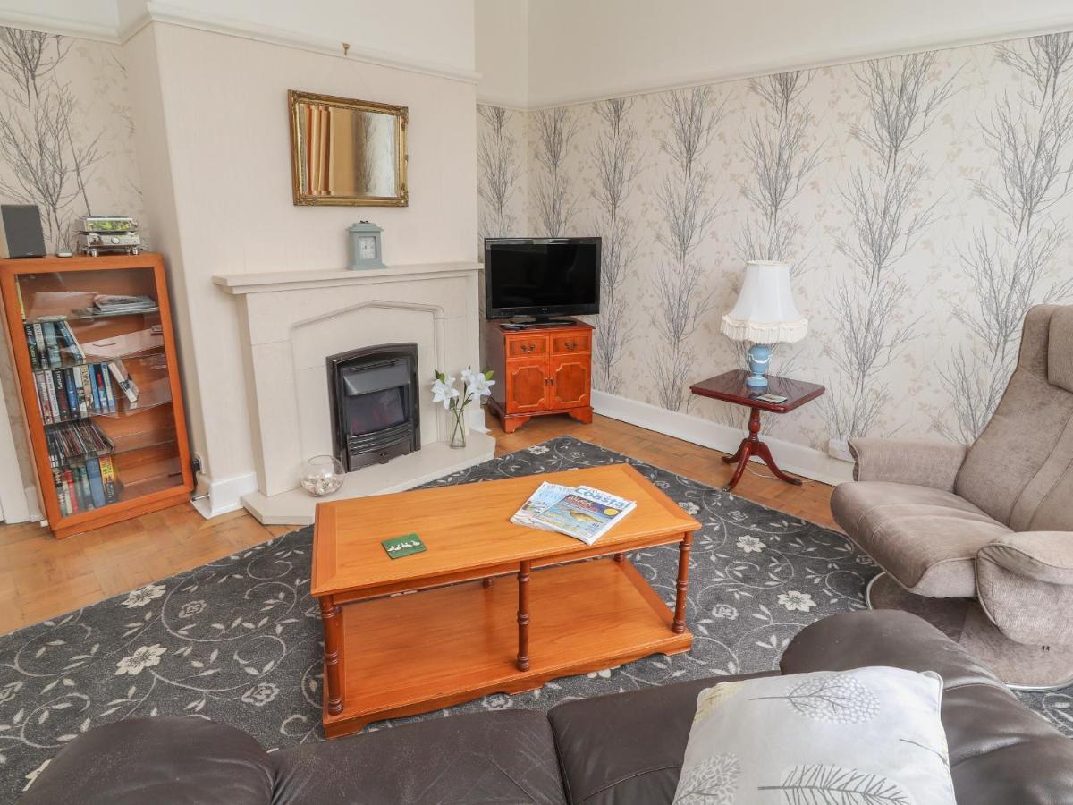 Coniston Apartment Колуин Бей Екстериор снимка